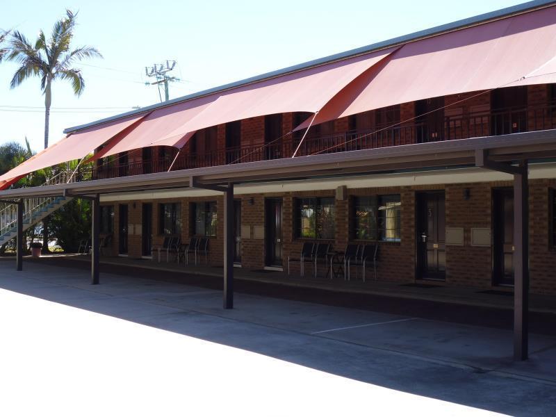 Lantern Motor Inn Mackay Exterior photo